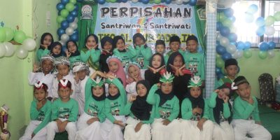 Momen Haru dan Berkesan: Perpisahan Santriwan-Santriwati TK AL Mubtadi-in